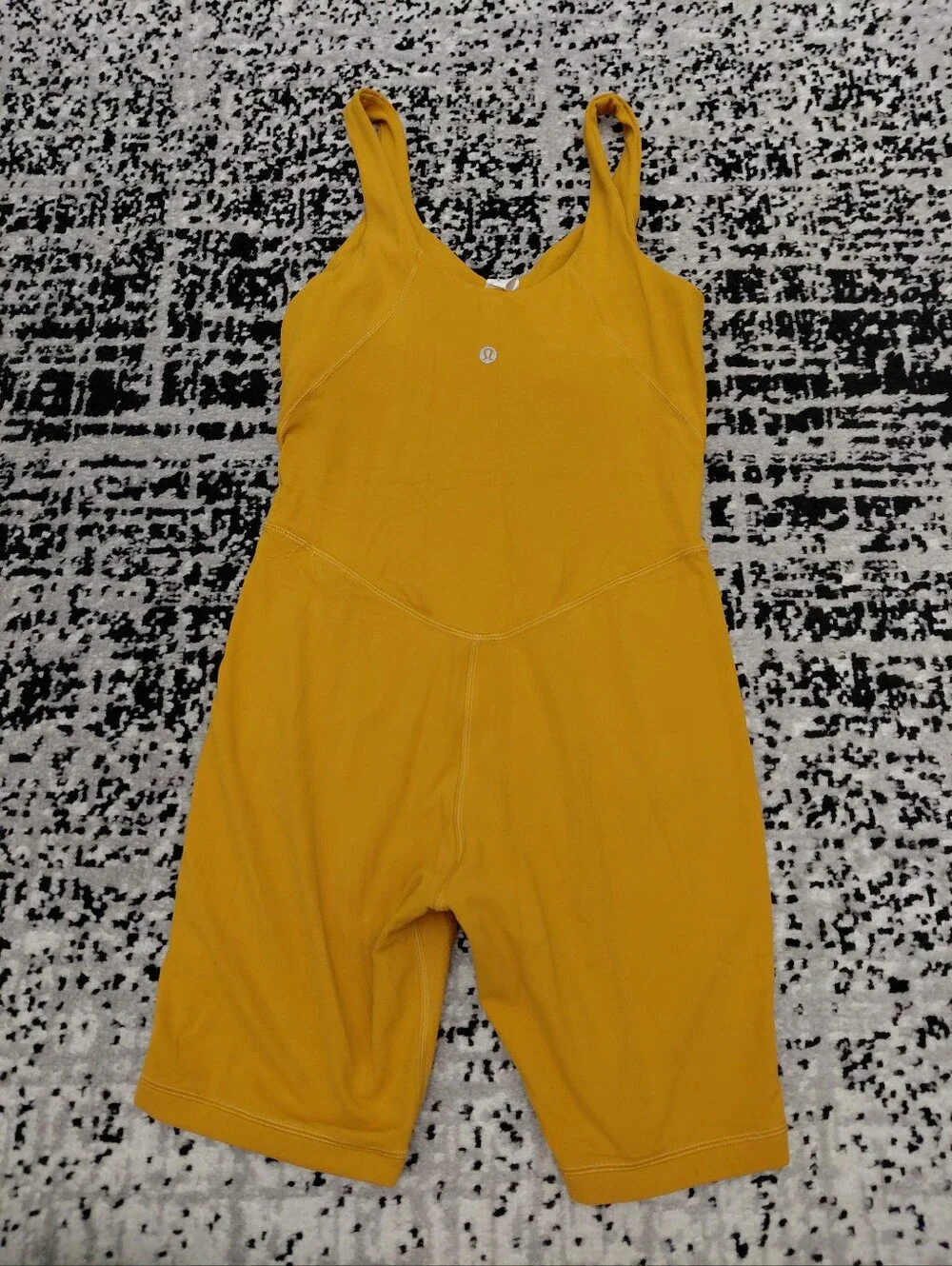 lululemon athletica sleek one